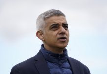 London Mayor appeals to avoid car travel to avoid air pollution