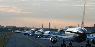 Flight operations in the US were disrupted for hours due to a technical fault.